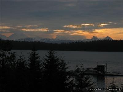 Glacier Bay Country Inn Gustavus Exterior photo