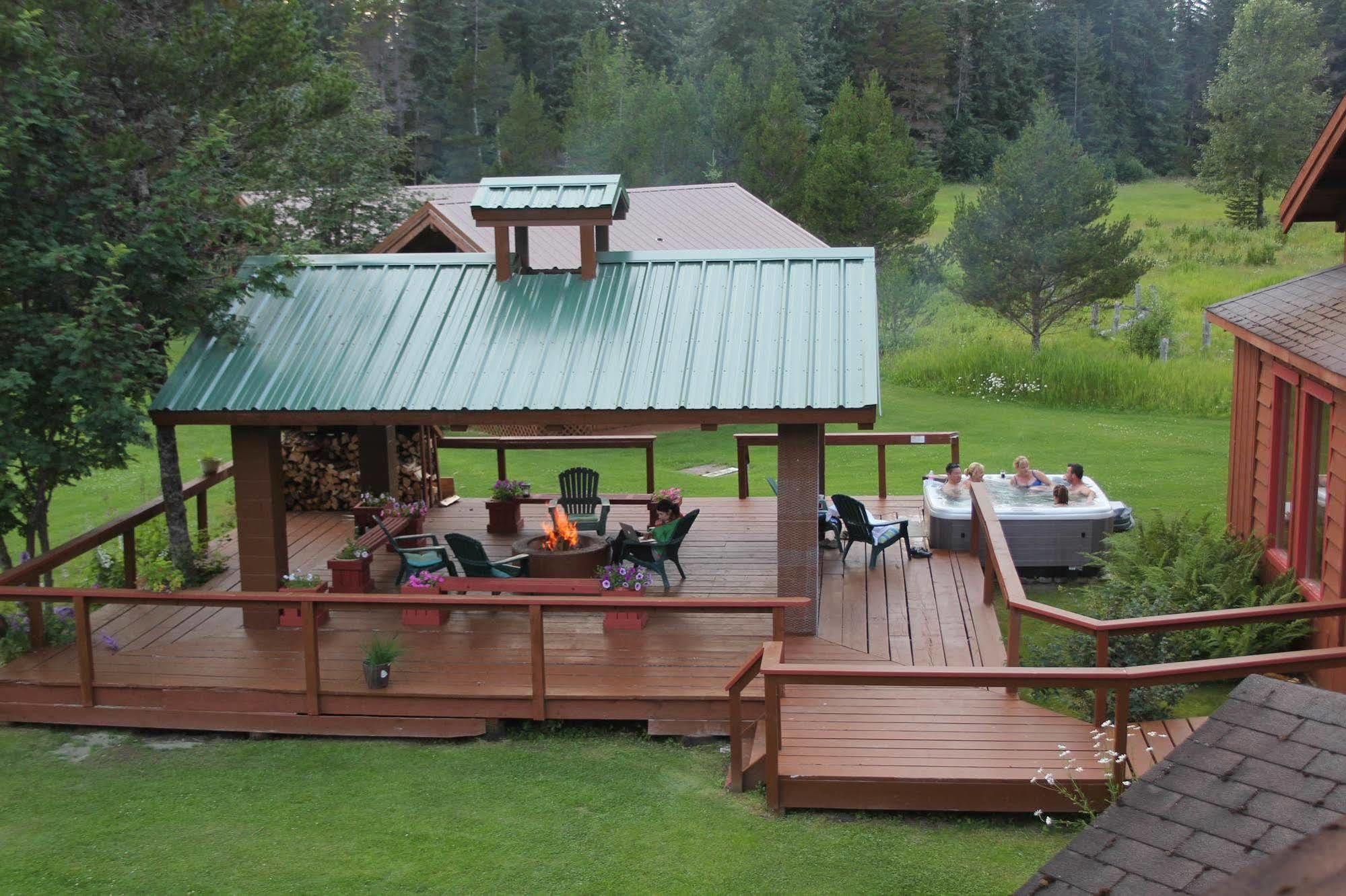 Glacier Bay Country Inn Gustavus Exterior photo